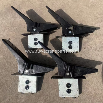 Traveling pedal valve for FUWA crawler cranes